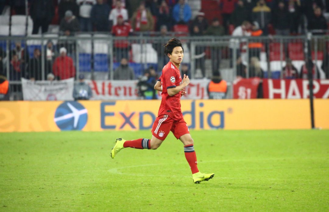  拜仁青训小将穆科科斩获职业联赛首球  